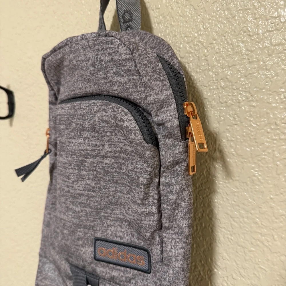 adidas Women's Essentials Convertible‎ Crossbody Sling Bag - Picture 6 of 9